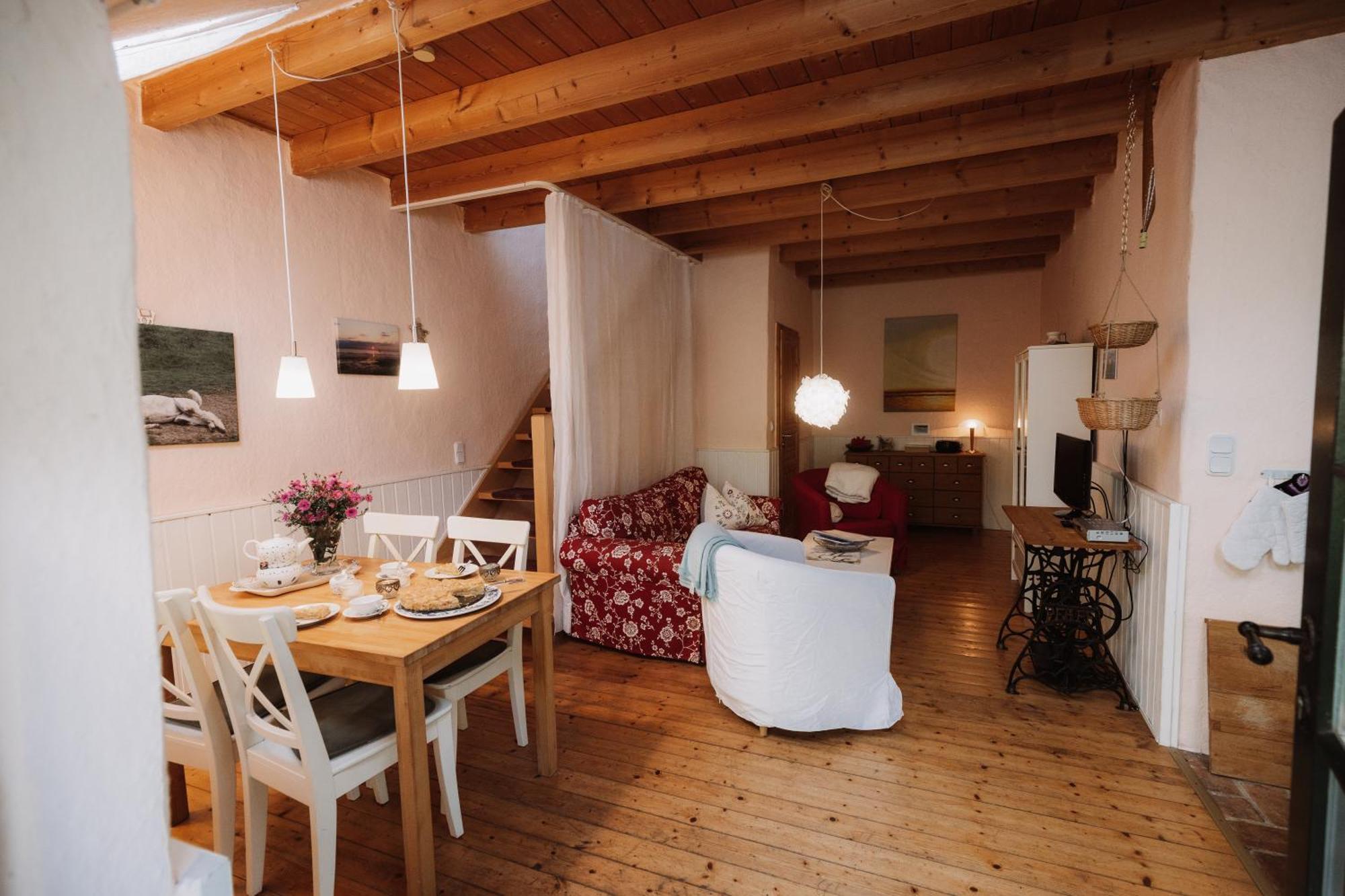 Ferienhof Spiegelhaus Krummhörn Стая снимка